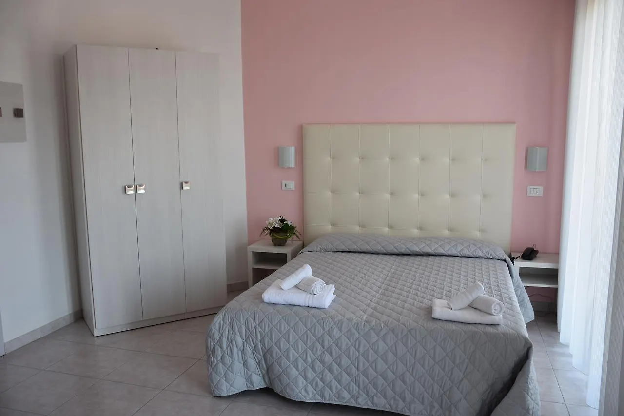 רימיני Hotel Gambrinus