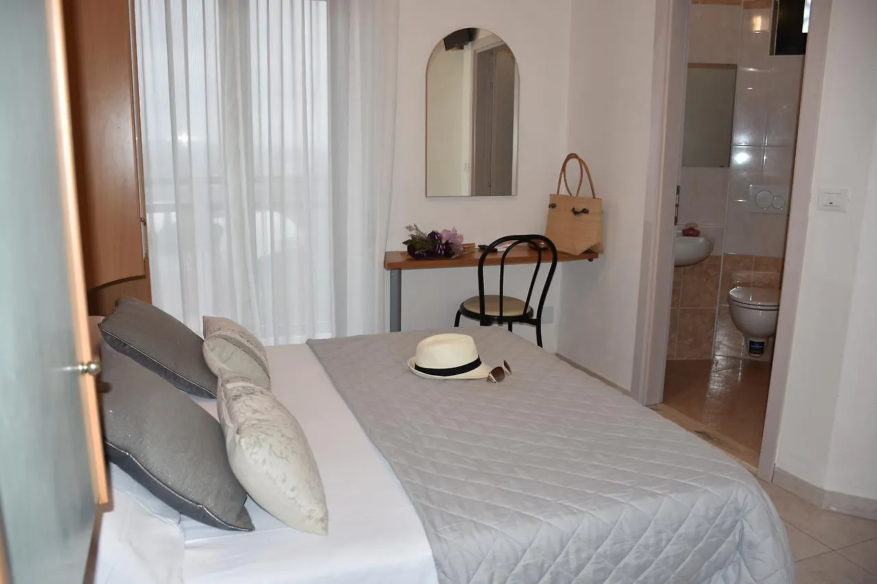רימיני Hotel Gambrinus