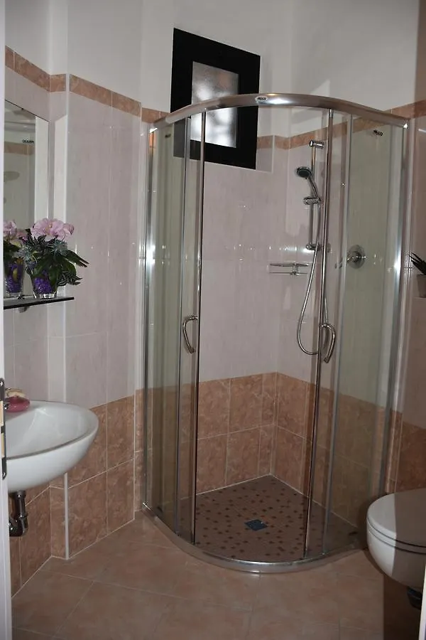 רימיני Hotel Gambrinus 3*,